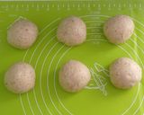 Foto langkah ke 2 dari resep (Sourdough Discard) Burger Bun.