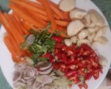 Hình bước làm 2 của món Chân gà muối sả tắc(kiểu vùng cao)