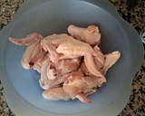Foto del paso 2 de la receta: Alitas de pollo en salsa de miel y soja al horno