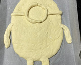 Foto del paso 4 de la receta: Pizza casera minion