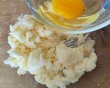 Foto del passaggio 1 della ricetta Crostata con confettura di more e sambuco