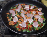 Foto del paso 2 de la receta: Paella de pollo y verdura
