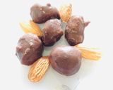 A picture of step 6 of Chocolate covered almonds.