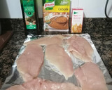 Foto del paso 1 de la receta: Pollo en salsa de cebolla