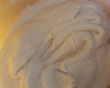 Foto del paso 2 de la receta: Medialunas de MANTECA♡ Adictivas
