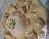 Foto del paso 4 de la receta: STROGONOFF de pollo con porotos y champiñones