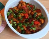 A picture of step 3 of Chilli masala tofu (healthy stated).