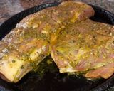 Foto del paso 2 de la receta: Bondiola de cerdo con salsa de hierbas.. Riquísimo..!!😋
