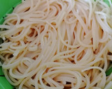 Foto del paso 3 de la receta: Spaghetti con foie gras y crujiente de jamón