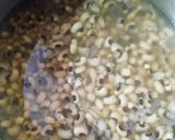 A picture of step 2 of Black-eyed Peas (Chat).