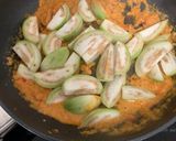 A picture of step 6 of Red Curry with Fish Balls ❤️.