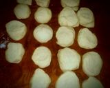 A picture of step 1 of 160pcs Samosa sheets.