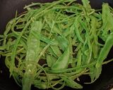A picture of step 1 of Ridge gourd/luffa/shirali Thecha.