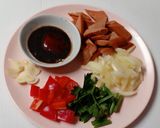 Foto langkah ke 1 dari resep Rice Bowl Sosis.