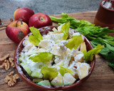 Foto del paso 4 de la receta: Ensalada de apio, manzana y nueces