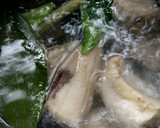 Foto langkah ke 1 dari resep Soto Ayam Bening ala Indy #postingrame2_soto.