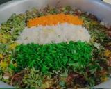 A picture of step 4 of Tricolor rice.