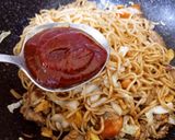 Foto langkah ke 4 dari resep Mie nyemek gochujang (fusion).