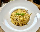 Foto del paso 7 de la receta: Espaguetis integrales cremosos de pollo y aguacate estilo carbonara