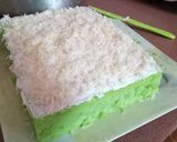 Foto langkah ke 5 dari resep Bolu pandan kukus.