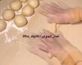 صورة لخطوة 1 من وصفة دونات حلزونية ناجحة 100٪