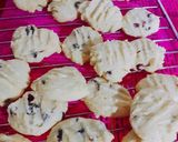 Foto langkah ke 7 dari resep Chocochips Cookies.