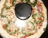A picture of step 9 of Chicken tikka pizza without oven.