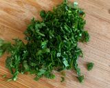 Foto del paso 1 de la receta: Pesto de perejil 🌿