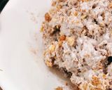 A picture of step 3 of Fake oatmeal bowl.