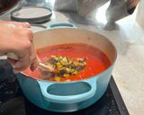 Foto del paso 3 de la receta: Salsa de berenjenas, aceitunas y albahaca para pasta