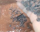 Une image de l'étape 2 de Moelleux chocolat framboise.