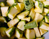 Foto del paso 1 de la receta: REVUELTO DE VEGETALES DE ESTACIÓN (TIPO TORTILLA)🧅🫑🥒🫑🍅