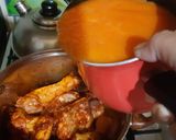 Foto del paso 4 de la receta: Tallarines en Salsa Roja de Pollo