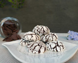 Foto del paso 4 de la receta: Galletas craqueladas de chocolate 🍫