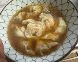 A picture of step 6 of Seafood Wonton.
