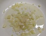 A picture of step 2 of Gorgonzola, Pear, and Speck Risotto.