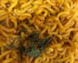 صورة لخطوة 5 من وصفة اندومي بدبس الرمان 🥢🍽