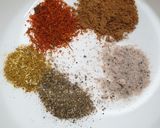 A picture of step 2 of Laccha pyaz.