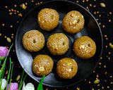 A picture of step 8 of Methi Ladoo.