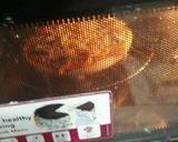 A picture of step 6 of Microwave mein pizza.