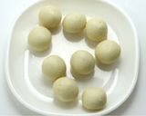 A picture of step 8 of Gulab jamun.