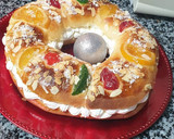 Foto del paso 7 de la receta: Roscón de reyes relleno de crema pastelera o nata montada