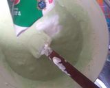 Foto langkah ke 3 dari resep Bolu Kukus Pandan Keju Lumer.