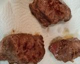 Foto del paso 2 de la receta Carrilleras ibéricas en salsa de manzana y frutos secos