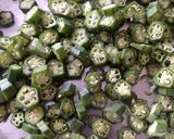 A picture of step 1 of Bhindi curd raita.