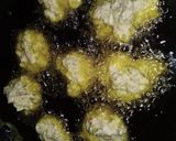 A picture of step 4 of Moong dal fitters(pakora).