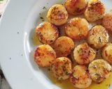 Foto langkah ke 5 dari resep Scallops with Garlic Butter Sauce.