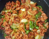 Foto del paso 2 de la receta: Bocata de longaniza roja con patatas crujientes