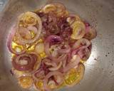 Toast withcaramelized onions,pizoila sauce and brawn.#kidsrecipe recipe step 4 photo