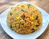 Foto langkah ke 4 dari resep Nasi Goreng Sayuran.